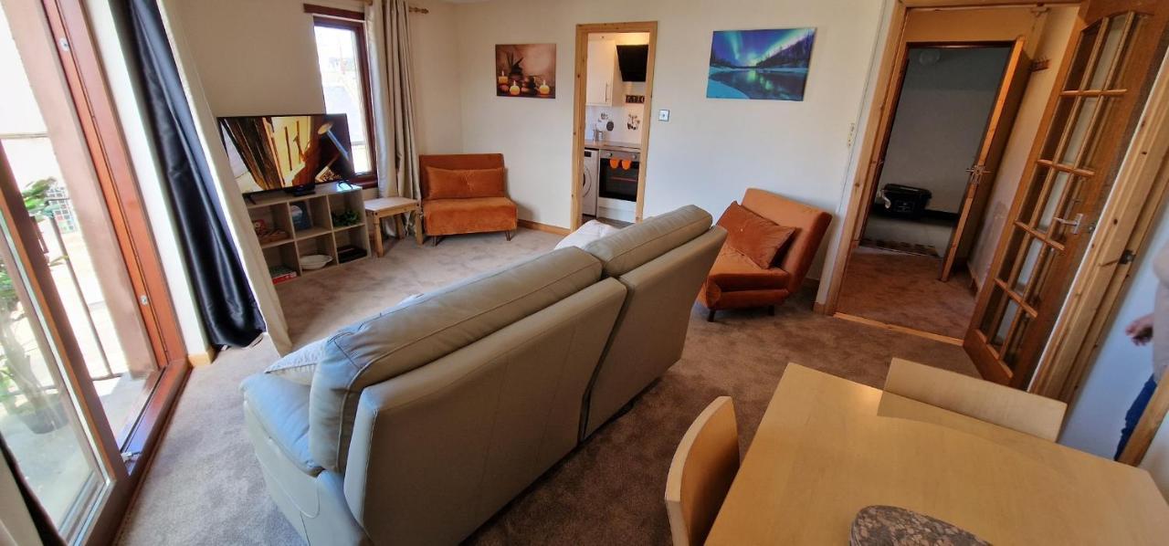 Colin Young Place Нерн Екстер'єр фото